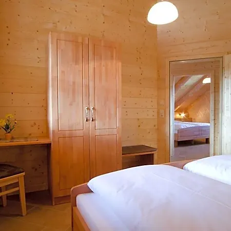 Heumanns Blockhaeuser Am Wald *